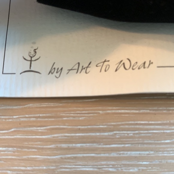 Lot of 6 ExClaynations Art to Wear pins with bags. All new - Make an offer! - Picture 8 of 9